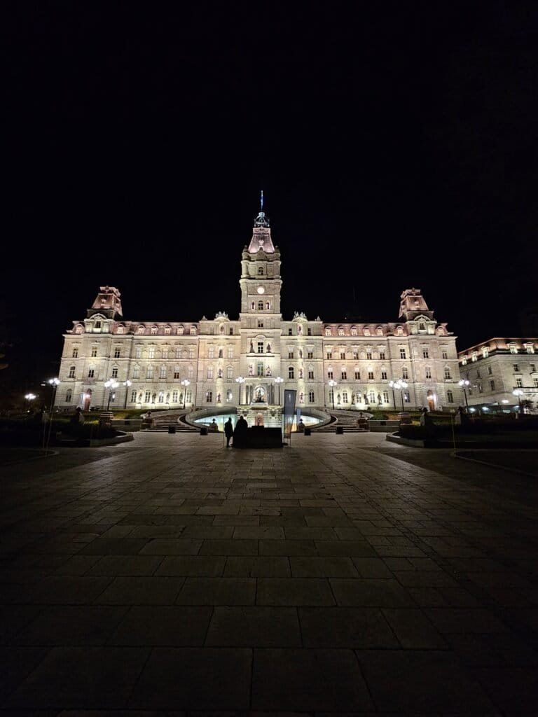 hôtel de ville québec city
