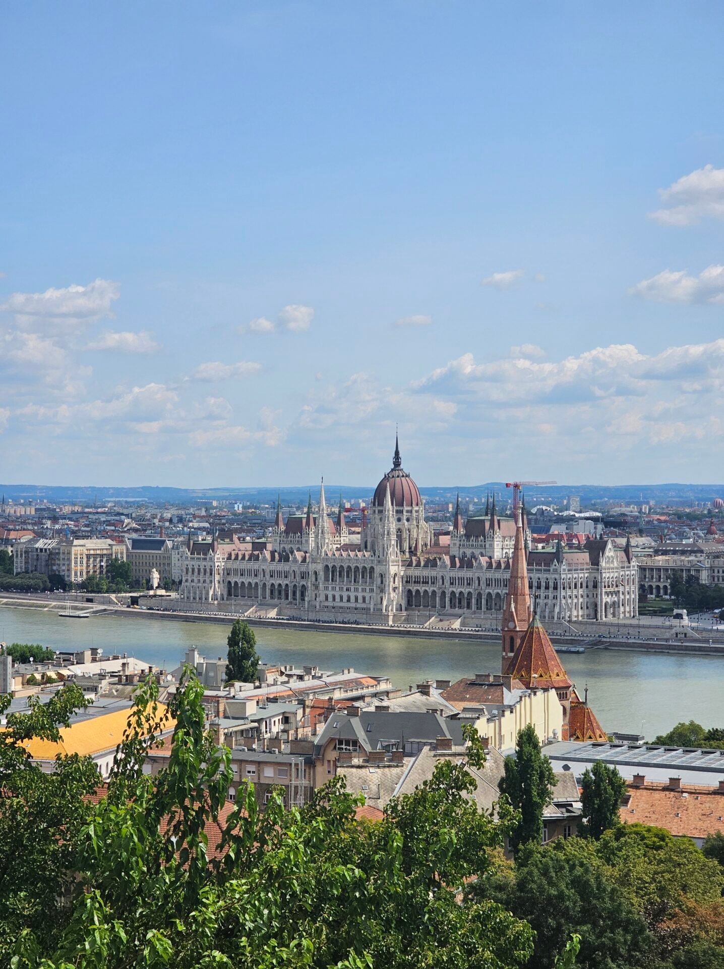 parlement depuis le bastion des pêcheurs copines de voyage